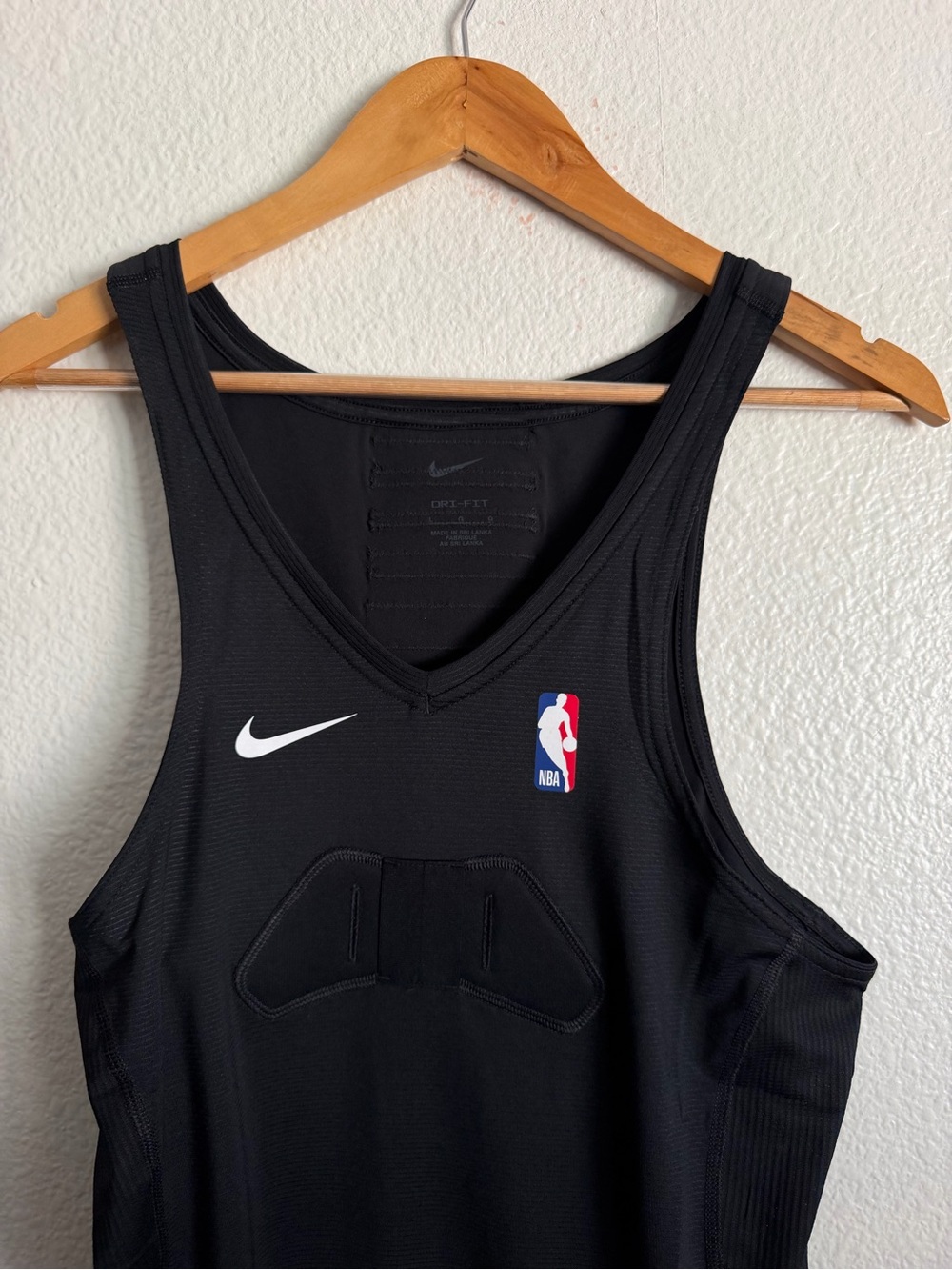 Nike Pro NBA Player Issue Dri-Fit HyperCool Basketball Tank Athletic Size Large - Picture 2 of 8